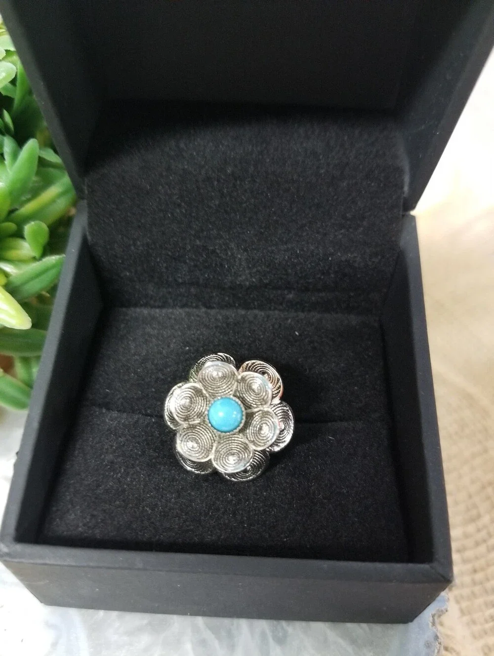 Vintage Sarah Coventry Silver Flower Ring